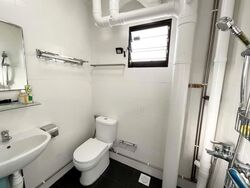 Blk 244 Jurong East Street 24 (Jurong East), HDB 3 Rooms #574918461